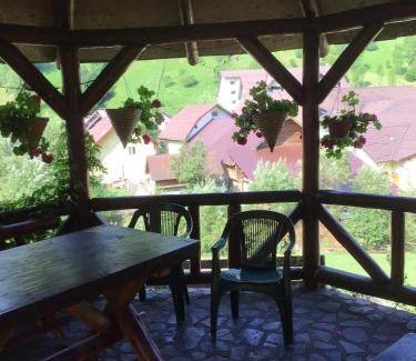 Moeciu de Sus Cabin | 20 m² Lodge ∙ 3 guests