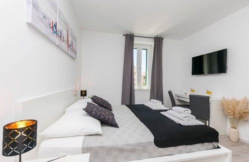 Sibenik Resort | 20 m² Private room ∙ 2 guests