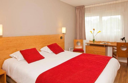 Poitiers Apartment | 20 m² Serviced apartment ∙ 5 guests