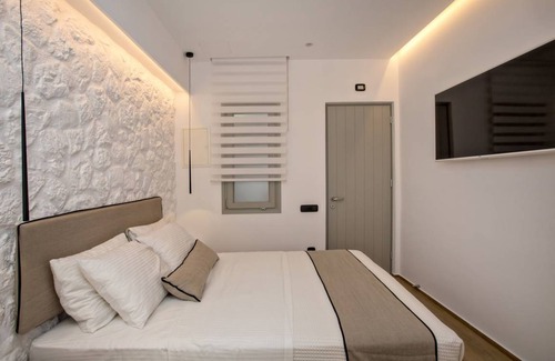 Tinos Town Apartment | 20 m² Studio flat ∙ 1 bedroom ∙ 2 guests