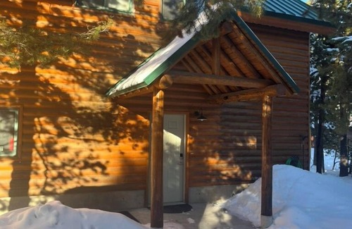 Island Park Cabin | 20 Minutes to West Yellowstone. A 2 block walk to the Henry Fork.
