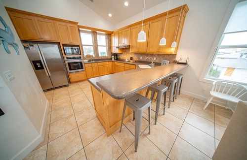 East End House | 20% OFF FALL! Private Pool, Hot Tub & Elevator, Pet Friendly, Gulf View!