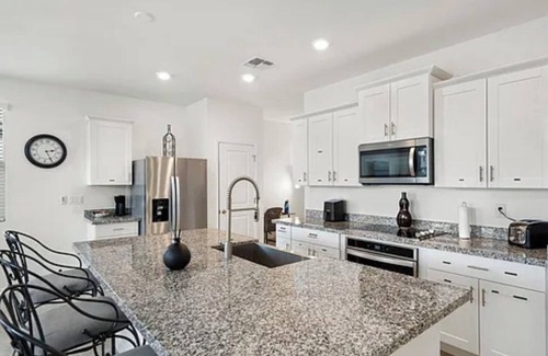 Sundance House | 20% OFF Fall & Winter Special In Beautiful AZ At This Newer Built Spacious Home