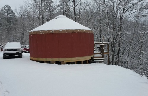 Marble Cottage | 20' Yurt with views , Like a hotel room in the mountains