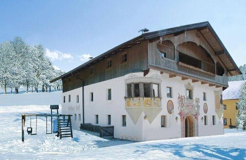 Itter Apartment | 200 m² Apartment ∙ 5 bedrooms ∙ 10 guests