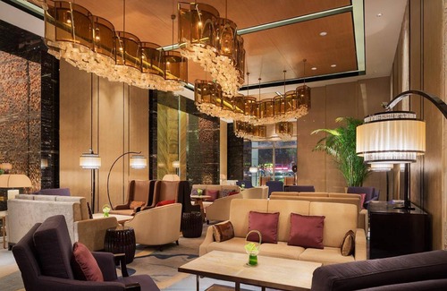 Rencheng District Hotel | 200 m² Hotel ∙ 2 bedrooms ∙ 127 guests