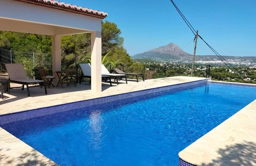 Javea House | 200 m² House ∙ 4 bedrooms ∙ 9 guests