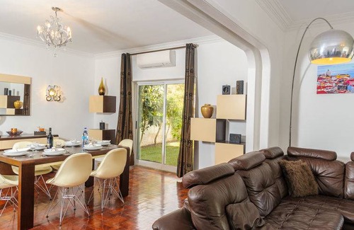 Cascais House | 200 m² House ∙ 5 bedrooms ∙ 11 guests