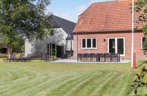 Varde Municipality House | 200 m² House ∙ 5 bedrooms ∙ 12 guests