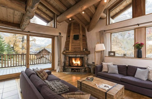 Le Cret House | 200 m² House ∙ 5 bedrooms ∙ 10 guests