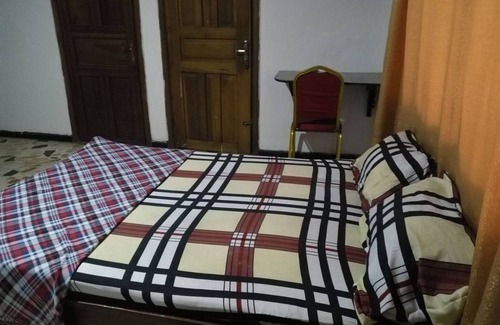 Gbagada Resort | 200 m² Private room ∙ 1 bedroom ∙ 3 guests