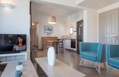 Parasporos Villa | 200 m² Villa ∙ 3 bedrooms ∙ 6 guests