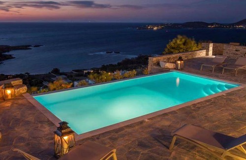 Parasporos Villa | 200 m² Villa ∙ 3 bedrooms ∙ 6 guests