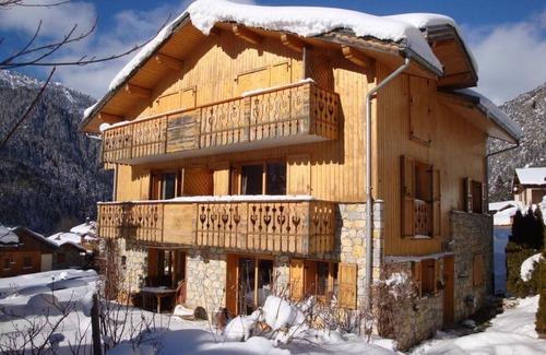 Pralognan-la-Vanoise Apartment | 200m from ski slopes, 2nd floor, tv, ski locker, 50m², Pralognan-la-Vanoise