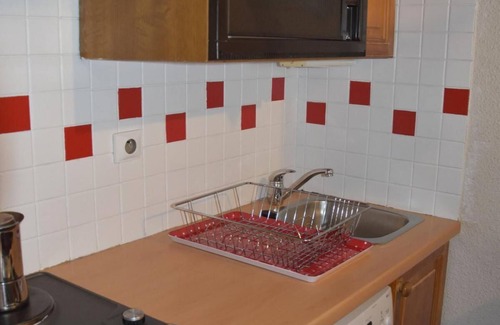 Pralognan-la-Vanoise Apartment | 200m from ski slopes, Ground floor, terrace, tv, ski locker, 21m², Pralognan-la-Vanoise