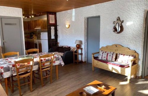 Chatel Apartment | 200m from ski lifts, Ground floor, terrace, parking, tv, 60m², Châtel