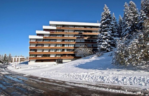 Chamrousse Apartment | 200m from ski slopes, 7th floor, tv, ski locker, 18m², Chamrousse