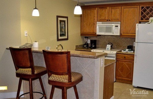 Florida Central Atlantic Coast Resort | 2022 Dec23-30 2 BD/2BA 0.8 mi to Disney World at Cypress Pointe Resort