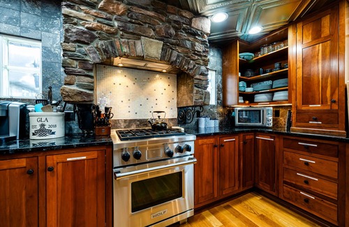 New Buffalo House | (2026 OPEN!) New Buffalo Private Pool, Lake Access & So Much More