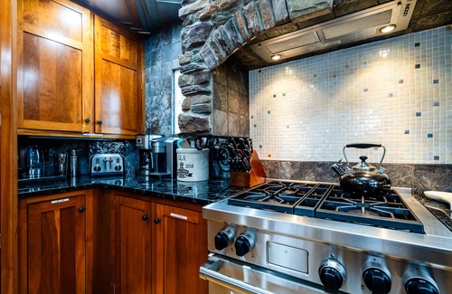 New Buffalo House | (2026 OPEN!) New Buffalo Private Pool, Lake Access & So Much More