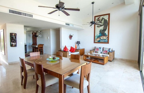 Santa Maria Huatulco House | 2050 - Cosmo 7A3