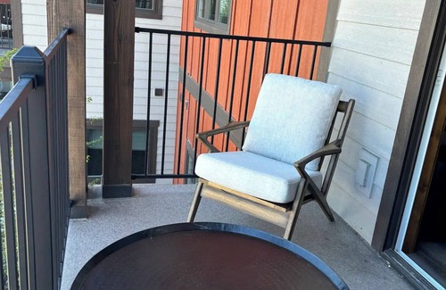 Columbia Falls Apartment | 206-NEWLY LISTED 2/2bath APT in Columbia Falls 20 miles from Glacier Park