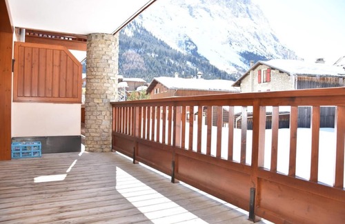 Pralognan-la-Vanoise Apartment | 20m from ski lifts, 1st floor, balcony, tv, ski locker, 50m², Pralognan-la-Vanoise