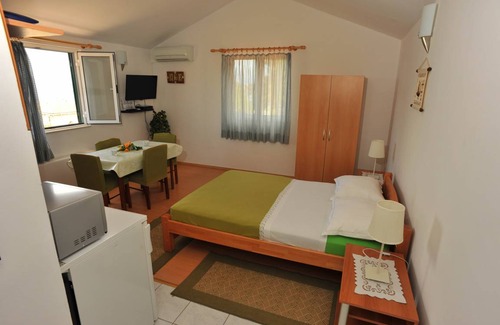 Sutivan Apartment | 21 m² Studio flat ∙ 1 bedroom ∙ 2 guests