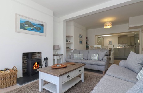 Fowey House | 21 PASSAGE STREET (FORMERLY PANACEA), family friendly in Fowey