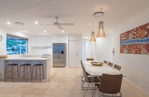 Noosa Heads House | 21 Wesley Crt Noosa Sound