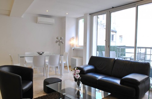 Cannes City Centre Apartment | 210 m² Apartment ∙ 6 bedrooms ∙ 12 guests