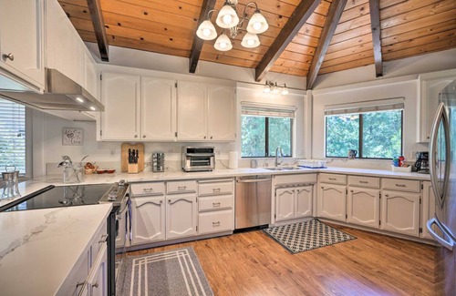 Apple Hill House | 210 m² House ∙ 3 bedrooms ∙ 6 guests