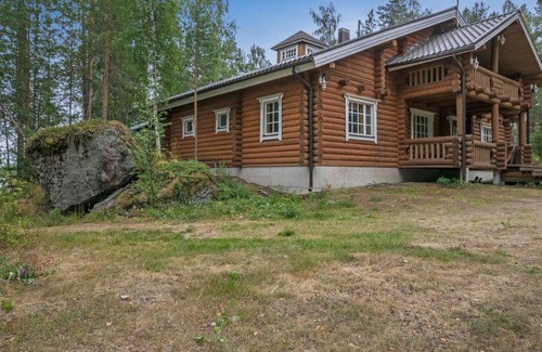 Aatola House | 210 m² House ∙ 5 bedrooms ∙ 10 guests
