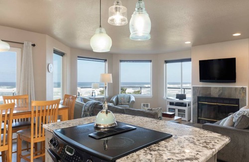 Beverly Beach House | 211 m² House ∙ 3 bedrooms ∙ 6 guests