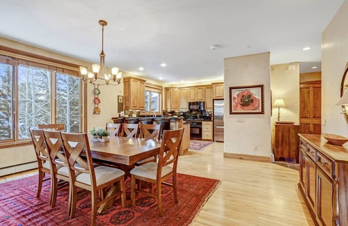 Edwards House | 211 m² House ∙ 4 bedrooms ∙ 10 guests