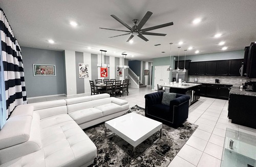 Davenport House | 2127LC: 10 Bedroom Home with pool, spa, and games loft!