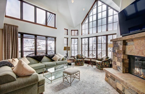Beaver Creek Condo | 214 m² Condo ∙ 3 bedrooms ∙ 10 guests