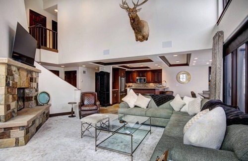 Beaver Creek Condo | 214 m² Condo ∙ 3 bedrooms ∙ 10 guests