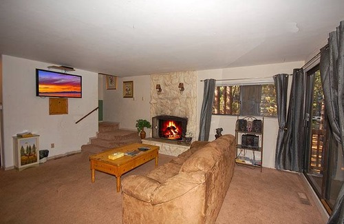 Montgomery Estates House | 214 m² House ∙ 4 bedrooms ∙ 8 guests