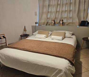 Addaura Hotel | 215 addaura luxury room