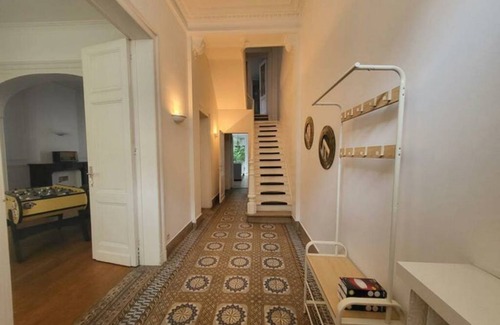Charleroi Other | 215 m² Shared room ∙ 1 bedroom ∙ 1 guest