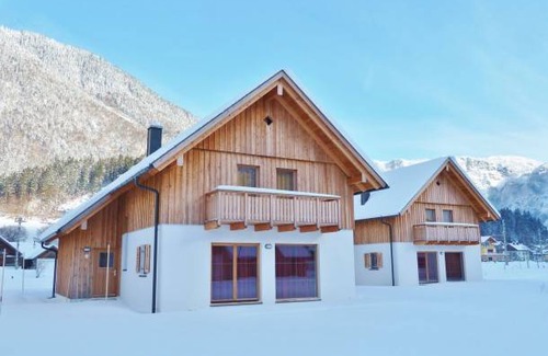 Obertraun Ski Chalet | 2150 ft² Chalet