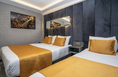Pendik District Hotel | 216 Silver Suite