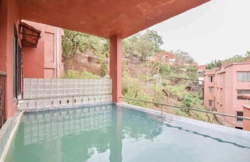 Aarey Colony Apartment | 218 Palms Villa