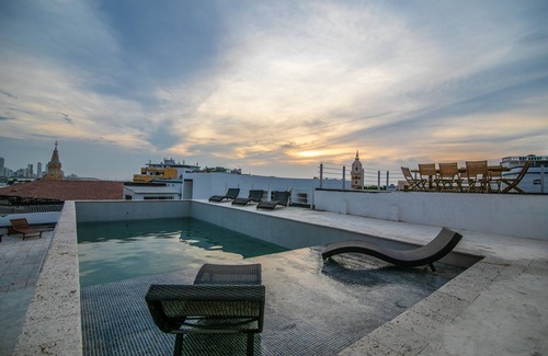 Cartagena Walled City House | 21BEDROOMS, 2 POOLS OLD CITY LUXURY PARTY EVENT FRIENDLY