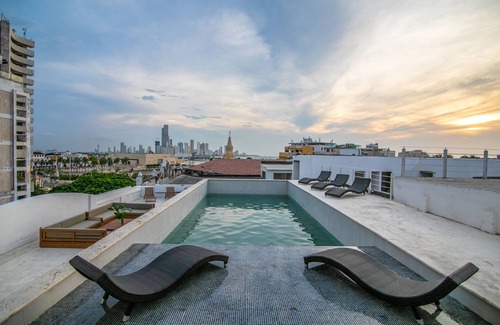Cartagena Walled City House | 21BEDROOMS, 2 POOLS OLD CITY LUXURY PARTY EVENT FRIENDLY