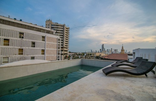 Cartagena Walled City House | 21BEDROOMS, 2 POOLS OLD CITY LUXURY PARTY EVENT FRIENDLY