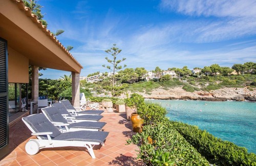 Cala Mandia House | 220 m² House ∙ 2 bedrooms ∙ 4 guests