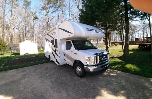 Blue Water House | 22 Ft Thor Motor Coach, private camping site with water access at Lake Anna, VA.