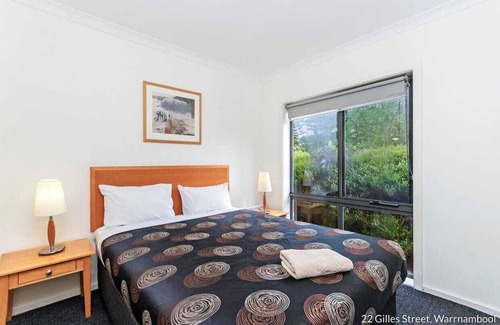 Warrnambool House | 22 Gilles St Apartments CBD Entire in Warrnambool Up to 6 guests